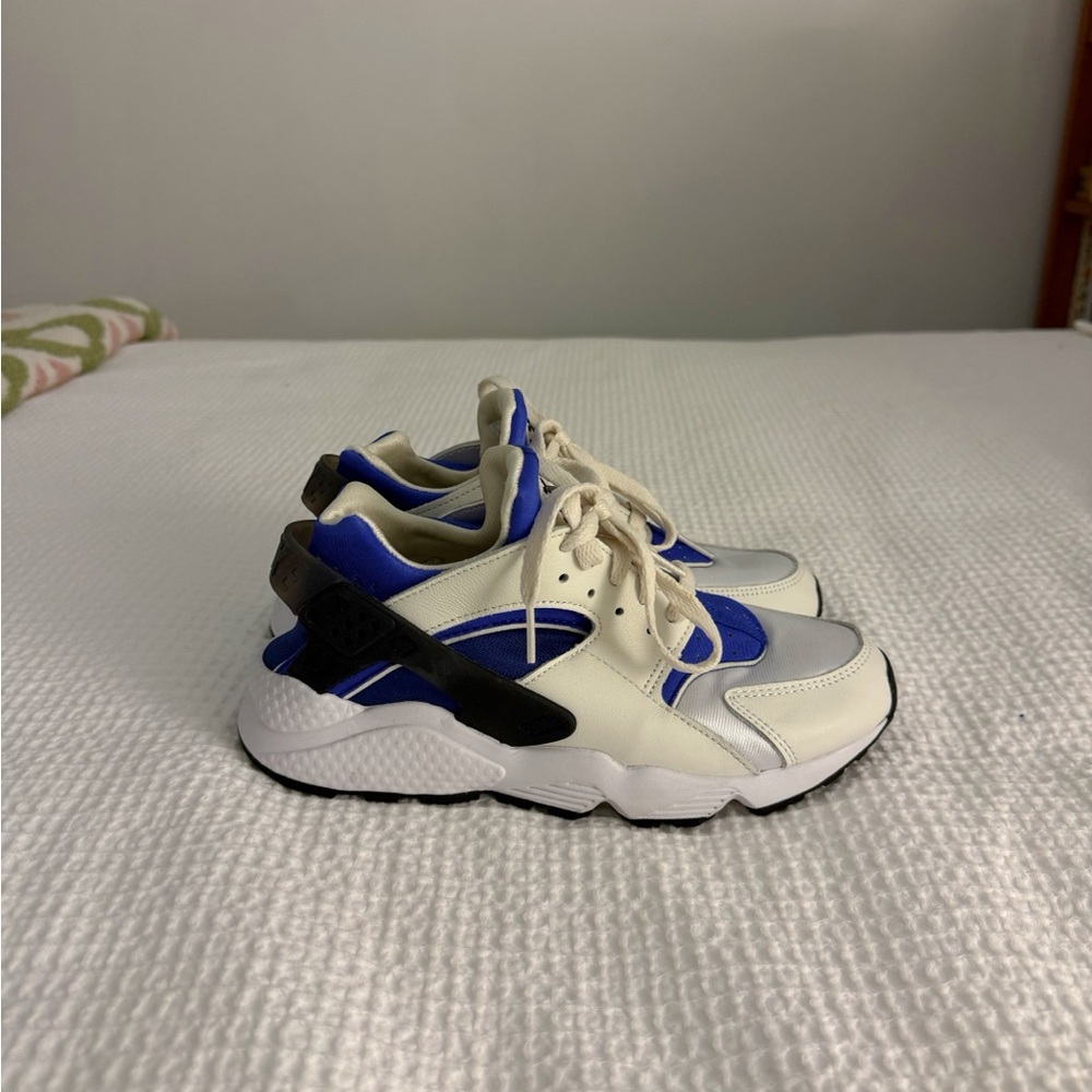 Nike Huarache Shoes